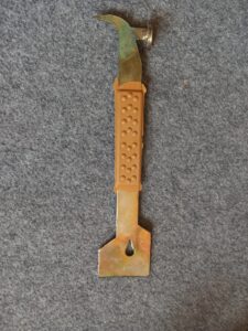 Hammer hive tool/iron with handle