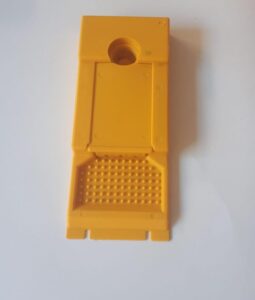 Cola Bottle Compatible Bee Feeder/Drinkers - Image 3